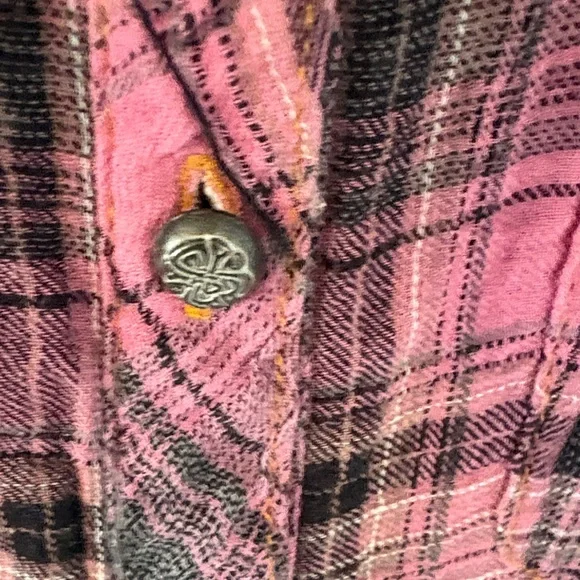 Pink Plaid Button-Up Shirt - Picture 4 of 7
